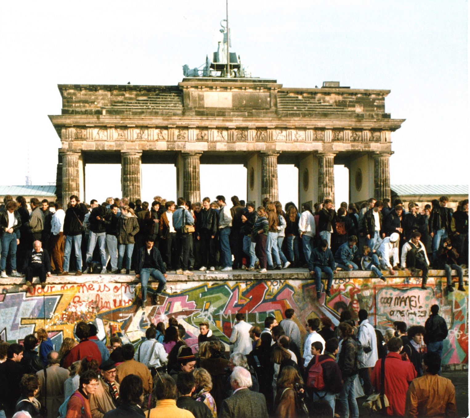 1989: Fall of the Berlin Wall